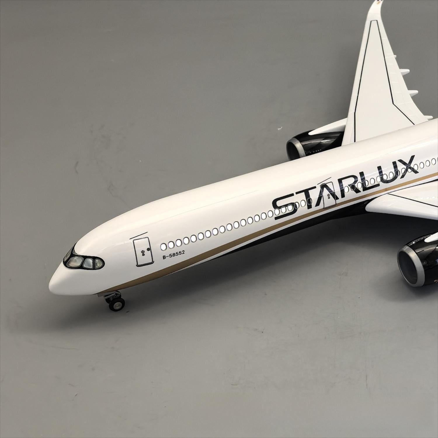 STARLUX Airlines Airbus A350-1000 Airplane Model — 1:157 Scale | 47cm / 18.5" - Gallery 5