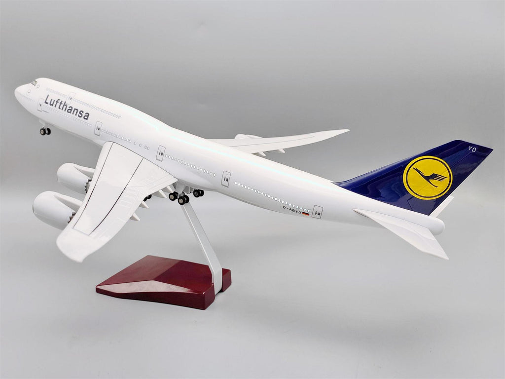 B747 Lufthansa - Escala 1/150 - 47 cm - 18,5 pulgadas 