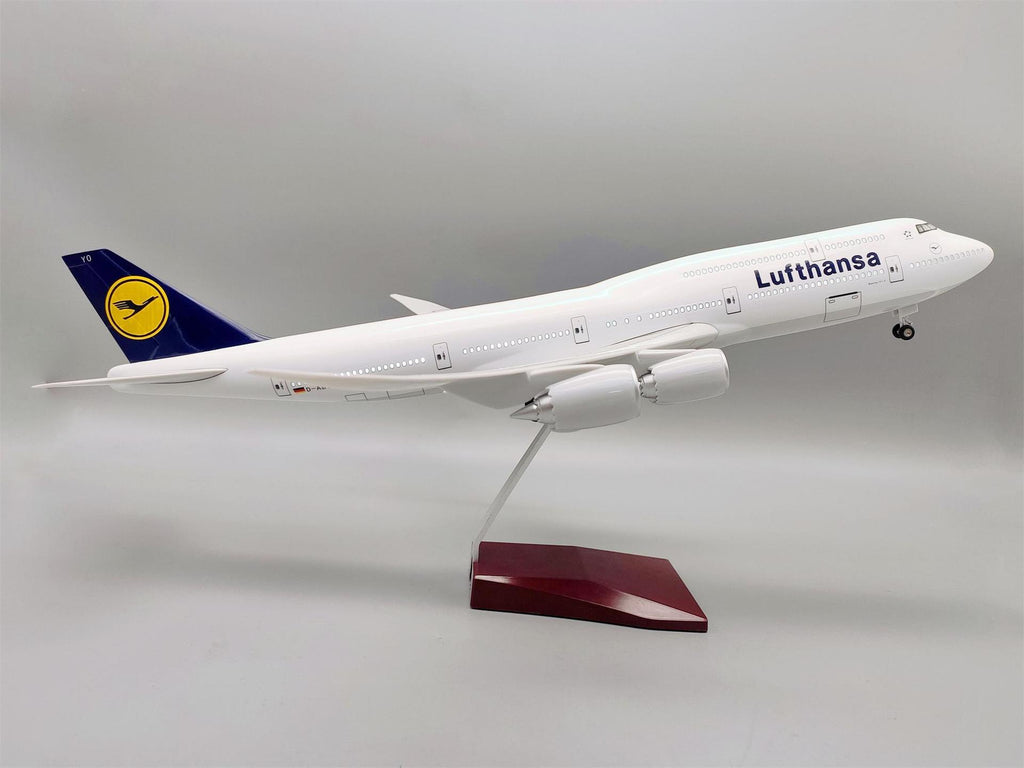 B747 Lufthansa - Escala 1/150 - 47 cm - 18,5 pulgadas 