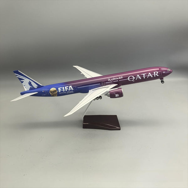 Qatar Airways Boeing 777-300ER "FIFA World Cup" – 47 cm / 18.5 in – Voice-Activated LED Display Model - Secondary