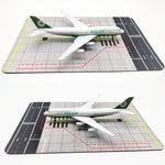Silicone Runway Mat – 30×20 cm (11.8 × 7.87 in) - Thumbnail 2