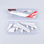 Qantas Airbus A380 1:160 – 45.5 cm / 17.9 in – Opening Cabin Interior