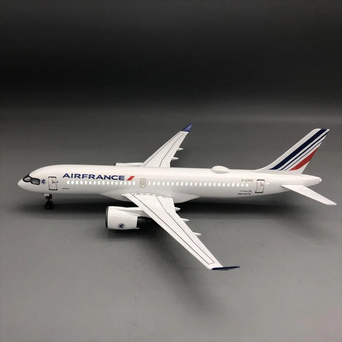 Air France Airbus A220-300 1:100 – 38 cm / 15.0 in – LED Lights