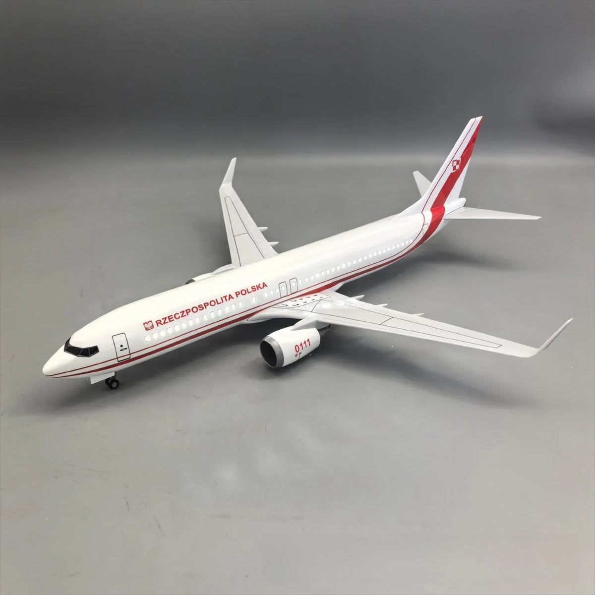 Polish Air Force Boeing 737-800 "Rzeczpospolita Polska" Government Special Plane Model — 1:85 Scale | 47cm / 18.5"