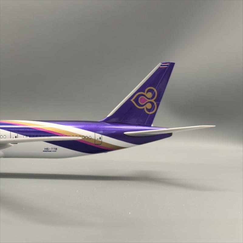 B777 THAI  - SCALE 1/157 - 47CM -18.5IN