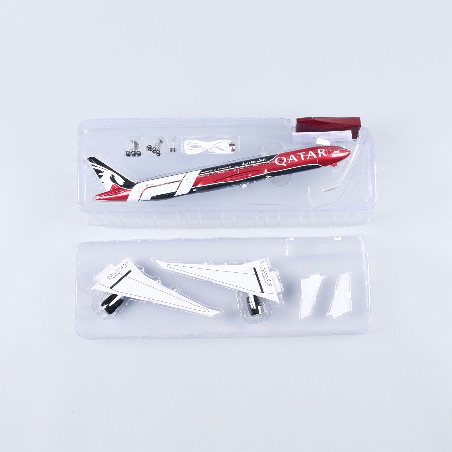 Qatar Airways Boeing 777-300ER Formula 1 Special Livery 1:135 – 47 cm / 18.5 in – LED Lights - Gallery 8