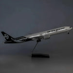 B777 Air New Zealand - Scale 1/157 - 47CM - 18,5 in - Airplane Model - Thumbnail 1