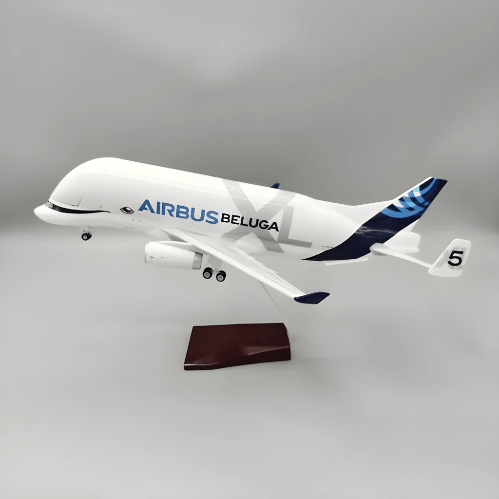 希少 迫力満点 Airbus BELUGA 1/150 モデルプレーン模型飛行機