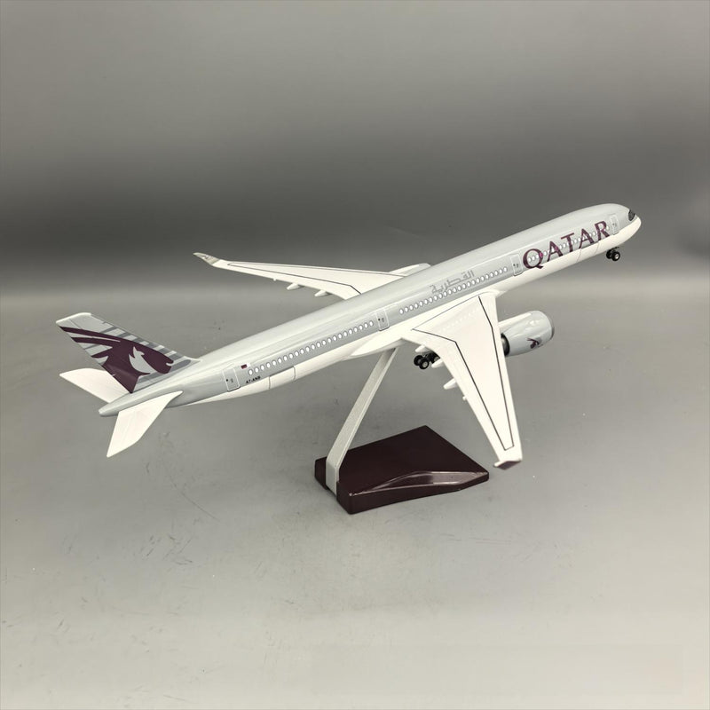 Qatar Airways Airbus A350-1000 Airplane Model — 1:157 Scale | 47cm / 18.5" - Image 4