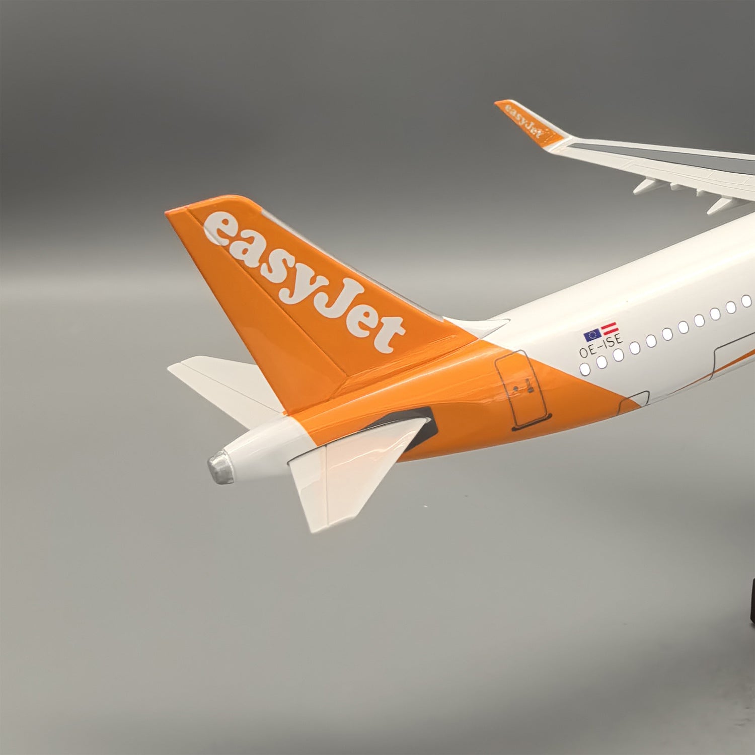 A321neo EASYJET - SCALE 1/80 - 44CM - 18.5 IN - AIRPLANE MODEL