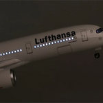 A350 Lufthansa - Scale 1/142 - 47CM - 18,5 in - Airplane Model - Thumbnail 4