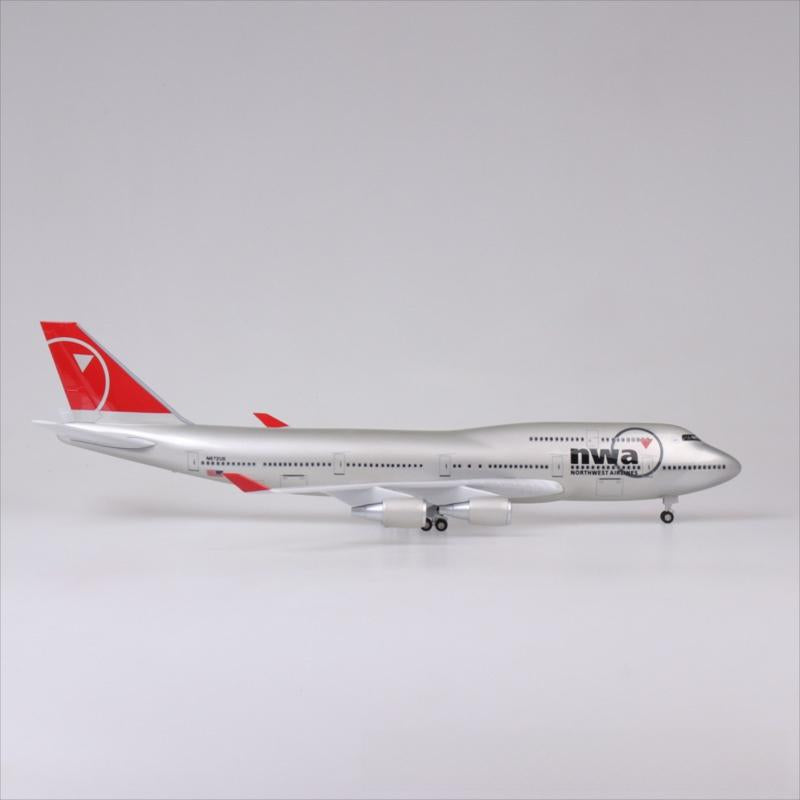 B747 Northwest - Scale 1/150 - 47cm - 18.5 in - Airplane Model