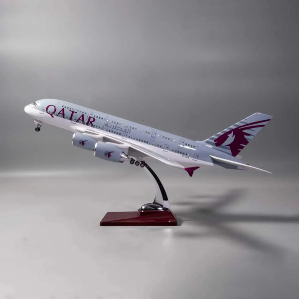 Airbus A380 Qatar 1:160 – 47 cm / 18.5 in – Opening Interior - Secondary