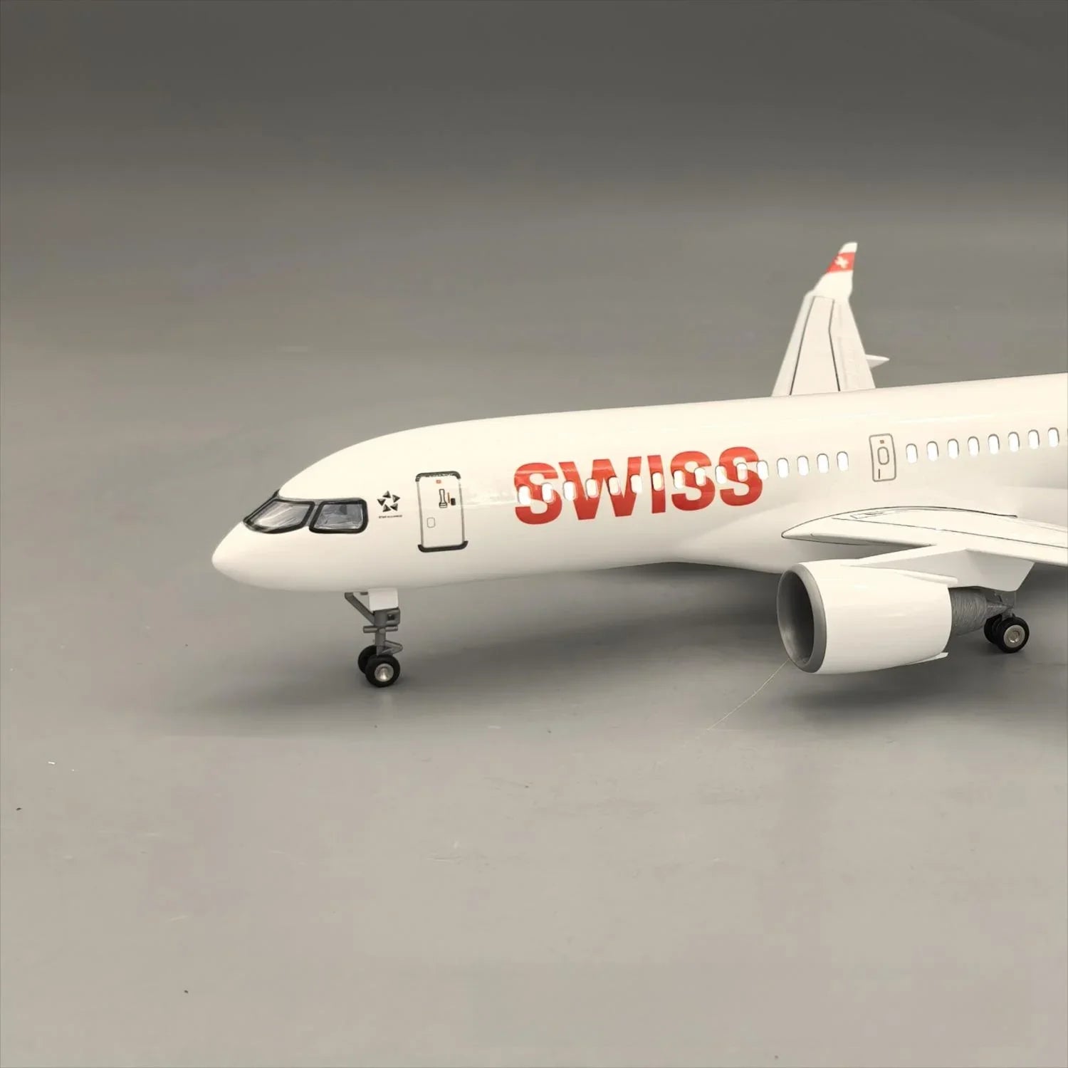SWISS International Air Lines Airbus A220-300 1:100 – 38.7 cm / 15.2 in – LED Lights - Gallery 4