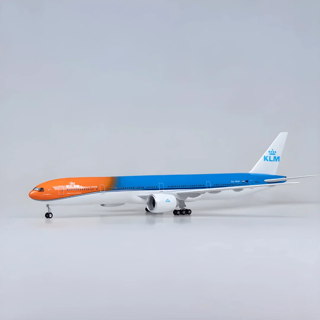 B777  KLM - ORANGE PRIDE - Scale 1/157 - 47cm - 18.5 in - Airplane Model - Gallery 11