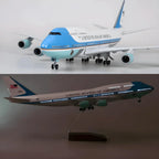 Boeing 747 Air Force One 1:150 – 47 cm / 18.5 in – LED Lights
