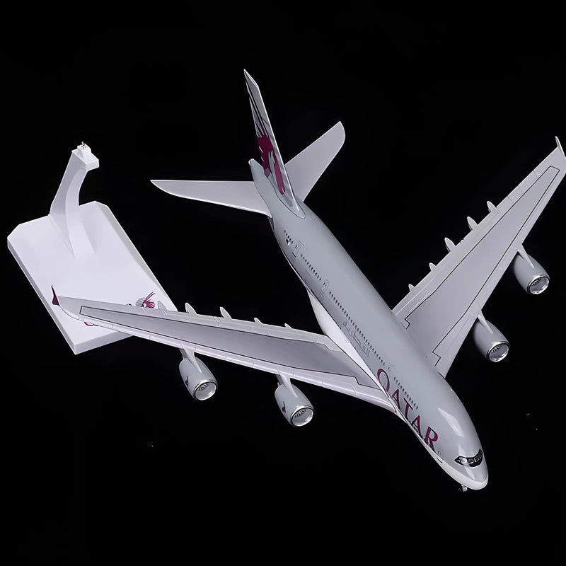 A380 Qatar- 30cm - 11.8in - LED & Sound - Airplane Model - Image 5