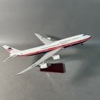 Air Force One Boeing 747-8 (VC-25B) 1:150 Scale Model Airplane – New Presidential Livery (47cm / 18.5")