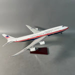 Air Force One Boeing 747-8 (VC-25B) 1:150 Scale Model Airplane – New Presidential Livery (47cm / 18.5") - Thumbnail 1