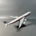 Air Force One Boeing 747-8 (VC-25B) 1:150 Scale Model Airplane – New Presidential Livery (47cm / 18.5")