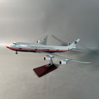 Air Force One Boeing 747-8 (VC-25B) 1:150 Scale Model Airplane – New Presidential Livery (47cm / 18.5")