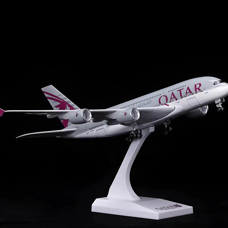 A380 Qatar- 30cm - 11.8in - LED & Sound - Airplane Model - Image 2
