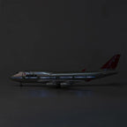 B747 Northwest - Scale 1/150 - 47cm - 18.5 in - Airplane Model