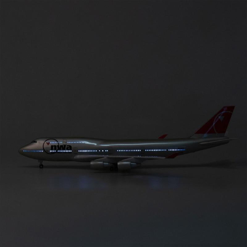 B747 Northwest - Scale 1/150 - 47cm - 18.5 in - Airplane Model