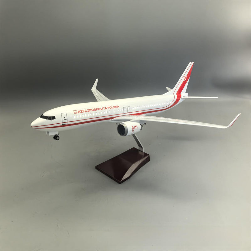 Polish Air Force Boeing 737-800 "Rzeczpospolita Polska" Government Special Plane Model — 1:85 Scale | 47cm / 18.5" - Image 7