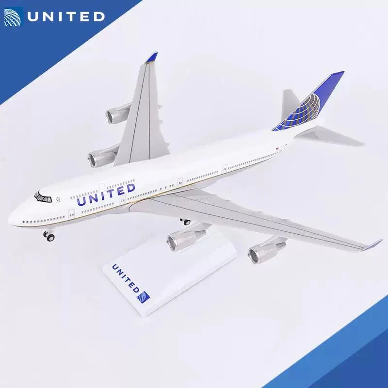 Boeing 747 United Airlines 30cm - 11.8in - LED lights - Airplane Model - Gallery 4