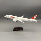 الخطوط الجوية الدولية السويسرية ايرباص A220-300 1:100 – 38.7 سم / 15.2 بوصة – أضواء LED