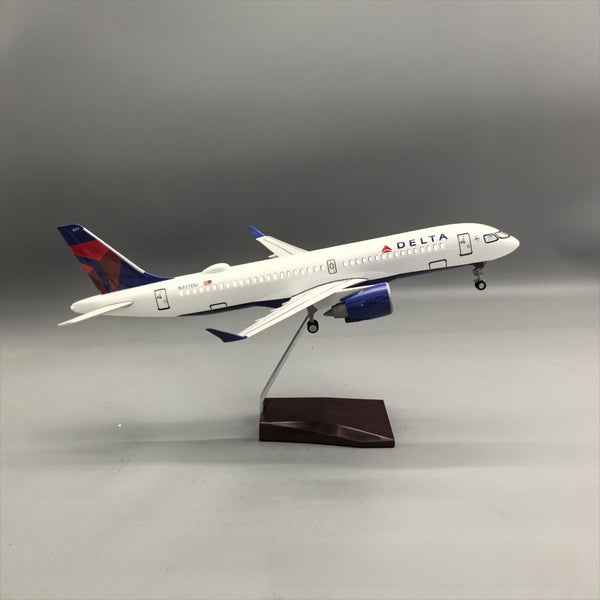 Delta Air Lines Airbus A220-300 1:100 – 38.7 cm / 15.2 in – LED Lights