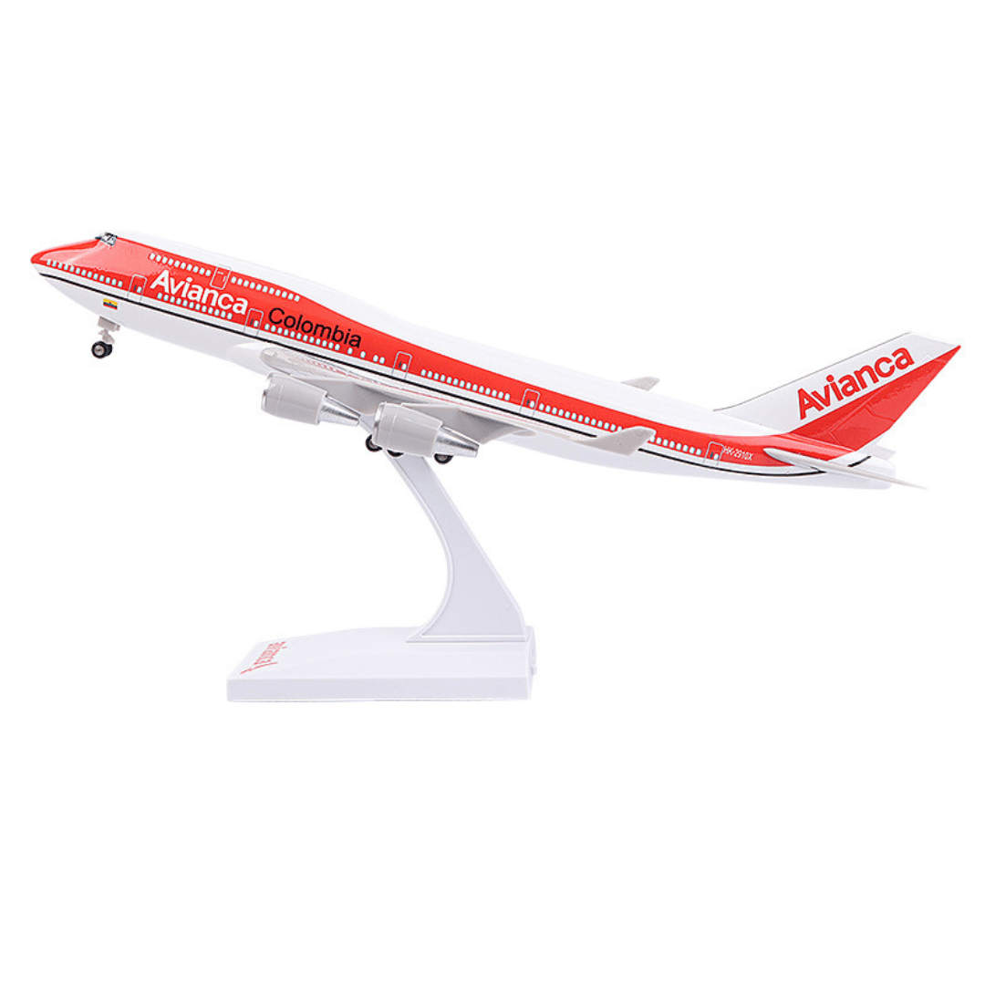 B747 AVIANCA - 30cm - 11.8in - LED y sonido - Modelo de avión