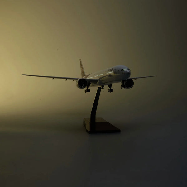 B777 THAI  - SCALE 1/157 - 47CM -18.5IN - Secondary