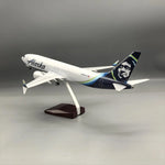 Boeing 737-800 Alaska Airlines 1:85 – 47 cm / 18.5 in – LED Lights - Thumbnail 14