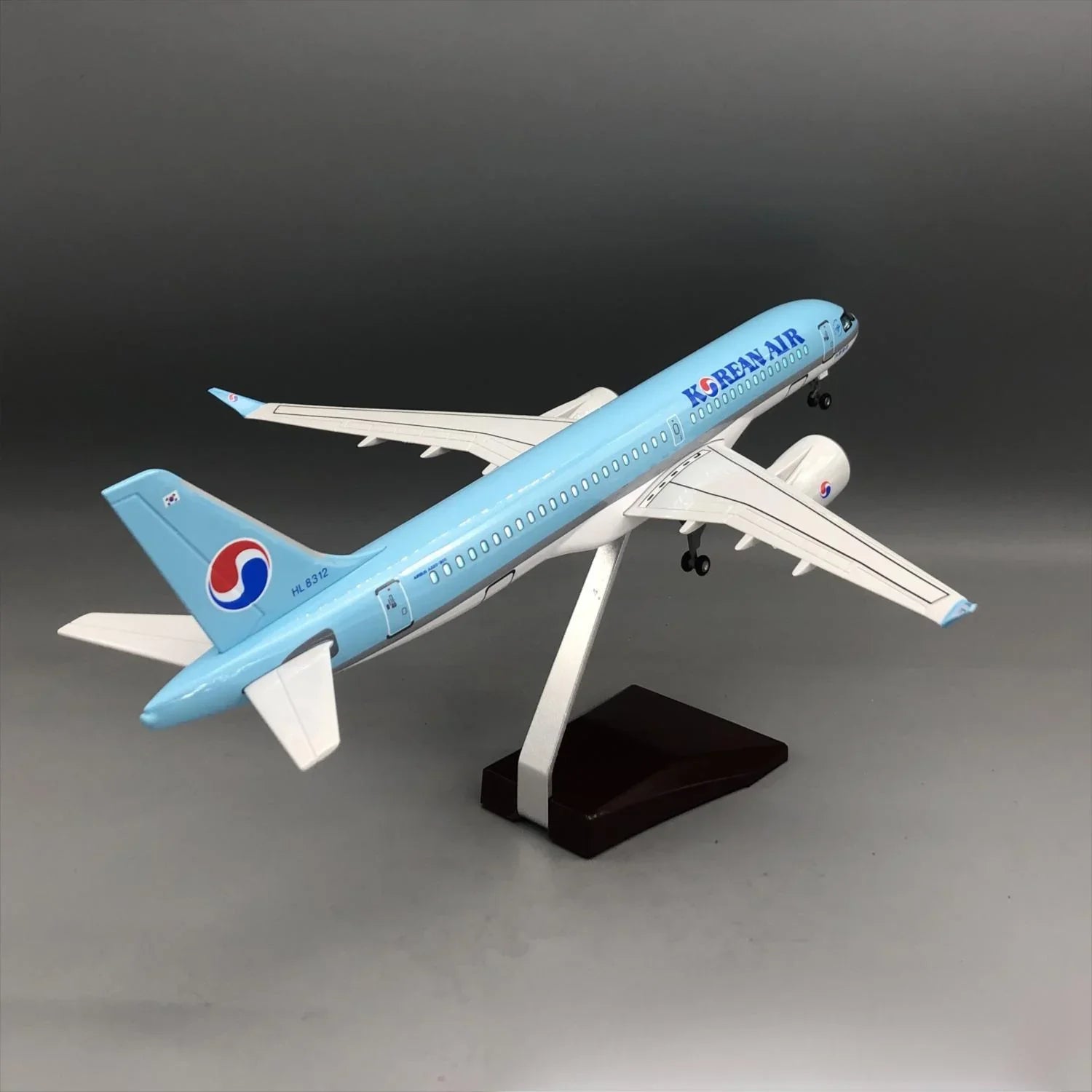 Korean Air Airbus A220-300 1:100 – 38 cm / 15.0 in – LED Lights - Gallery 4