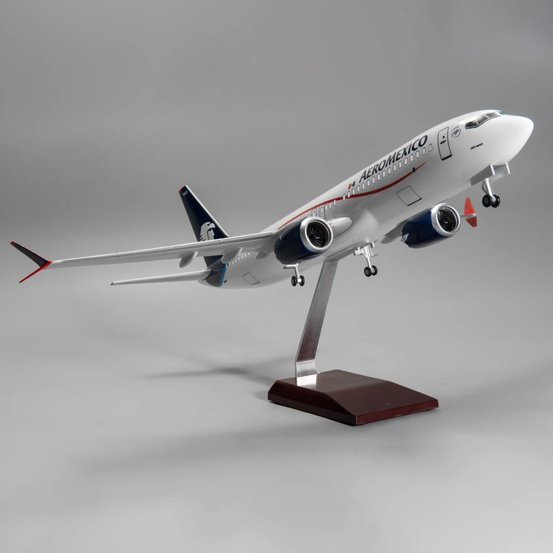 Boeing 737 MAX Aeroméxico – Scale 1:80 (47 cm / 18.5 in) - Image 3