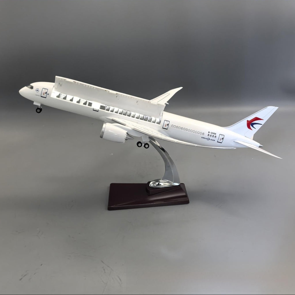 China Eastern Airlines Boeing 787-9 Dreamliner – 42 cm / 16.5 in – Opening Cabin Interior