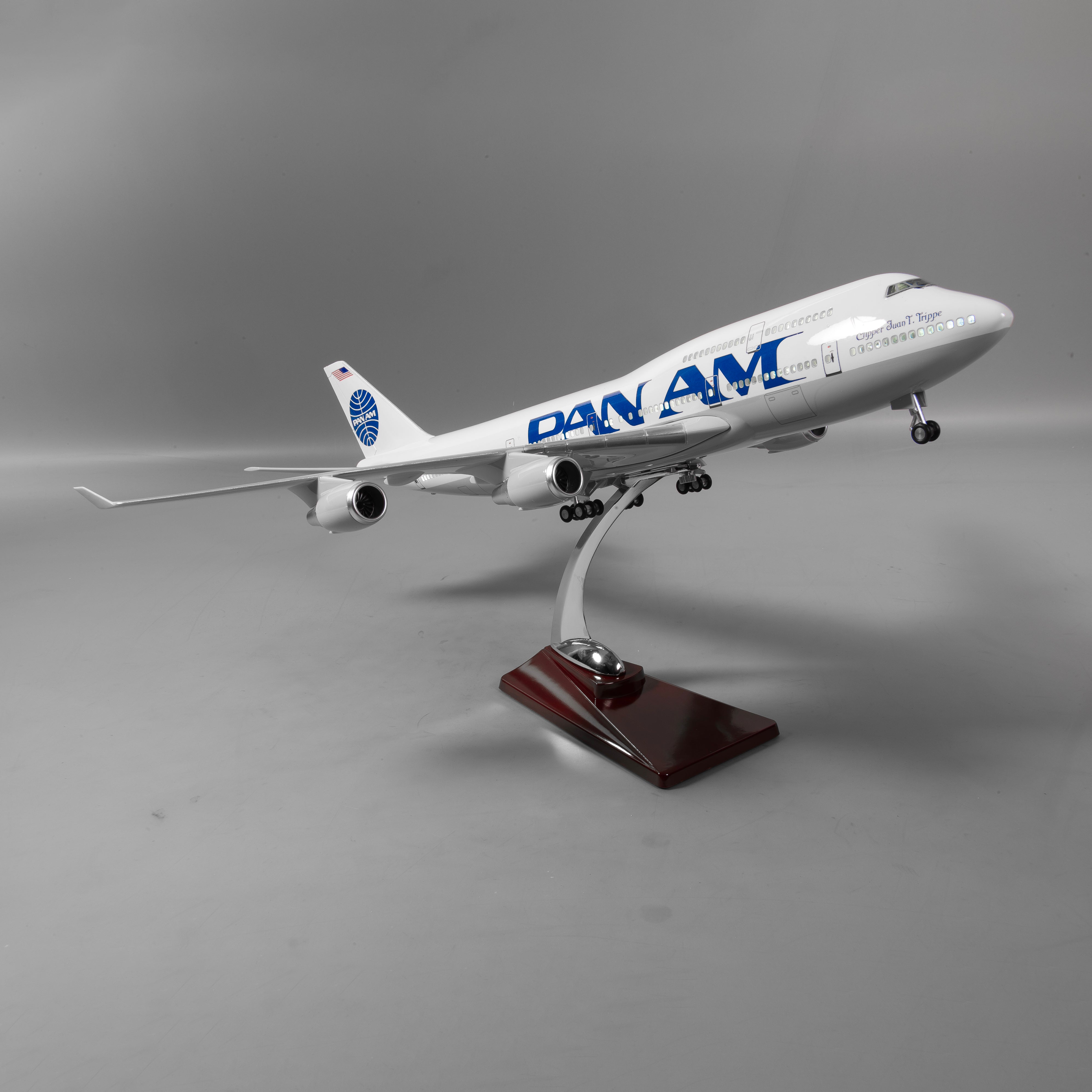 PAN AM】ボーイング747 モデル 1/150 1 150 Scale 18 5 Pan Am Boeing 747