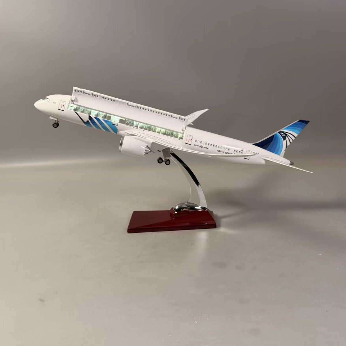 EgyptAir Boeing 787-9 Dreamliner Airplane Model — 1:150 Scale | 47cm / 18.5"