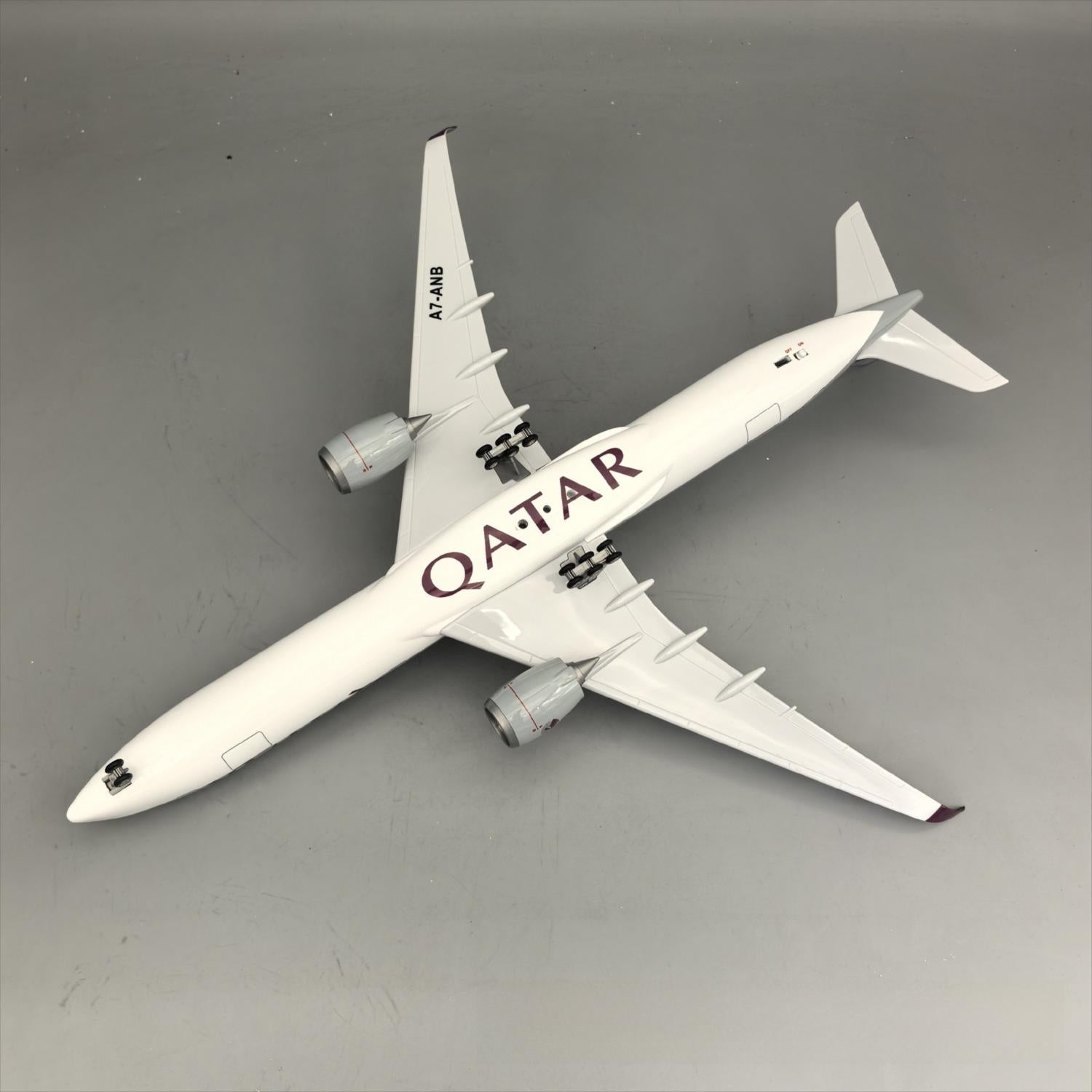 Qatar Airways Airbus A350-1000 Airplane Model — 1:157 Scale | 47cm / 18.5" - Gallery 8