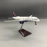 Delta Air Lines Airbus A220-300 1:100 – 38.7 cm / 15.2 in – LED Lights - Thumbnail 3