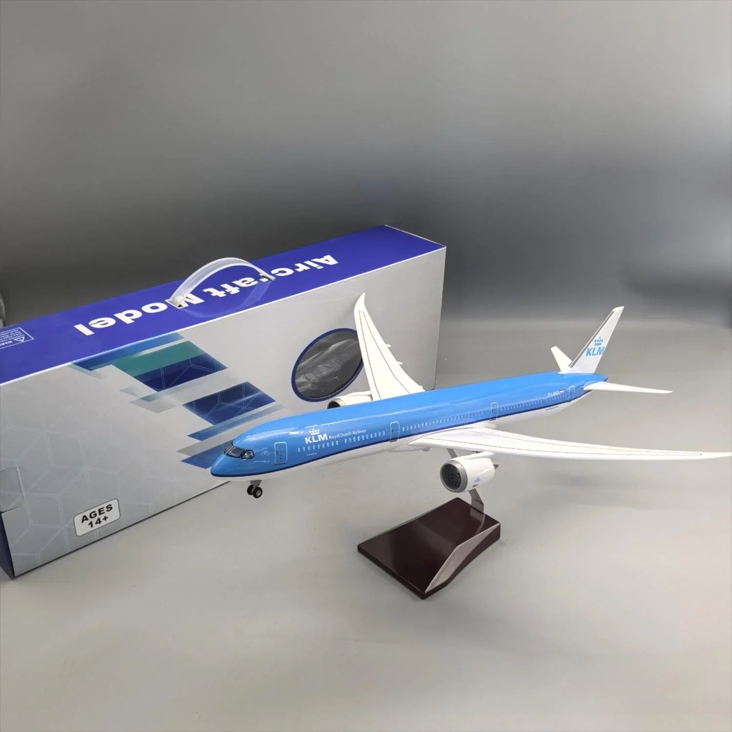KLM Royal Dutch Airlines Boeing 787-10 1:145 – 47 cm / 18.5 in – LED Lights