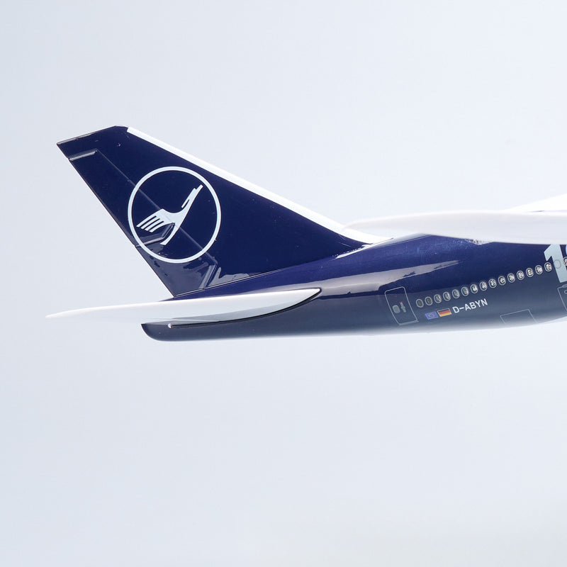 Boeing 747-8 Lufthansa 100 Years Commemorative – 1:150 Scale Model - Image 3