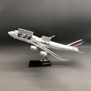 Air France Boeing 747-400 1:150 – 47 cm / 18.5 in – Opening Cabin Interior & LED Lights