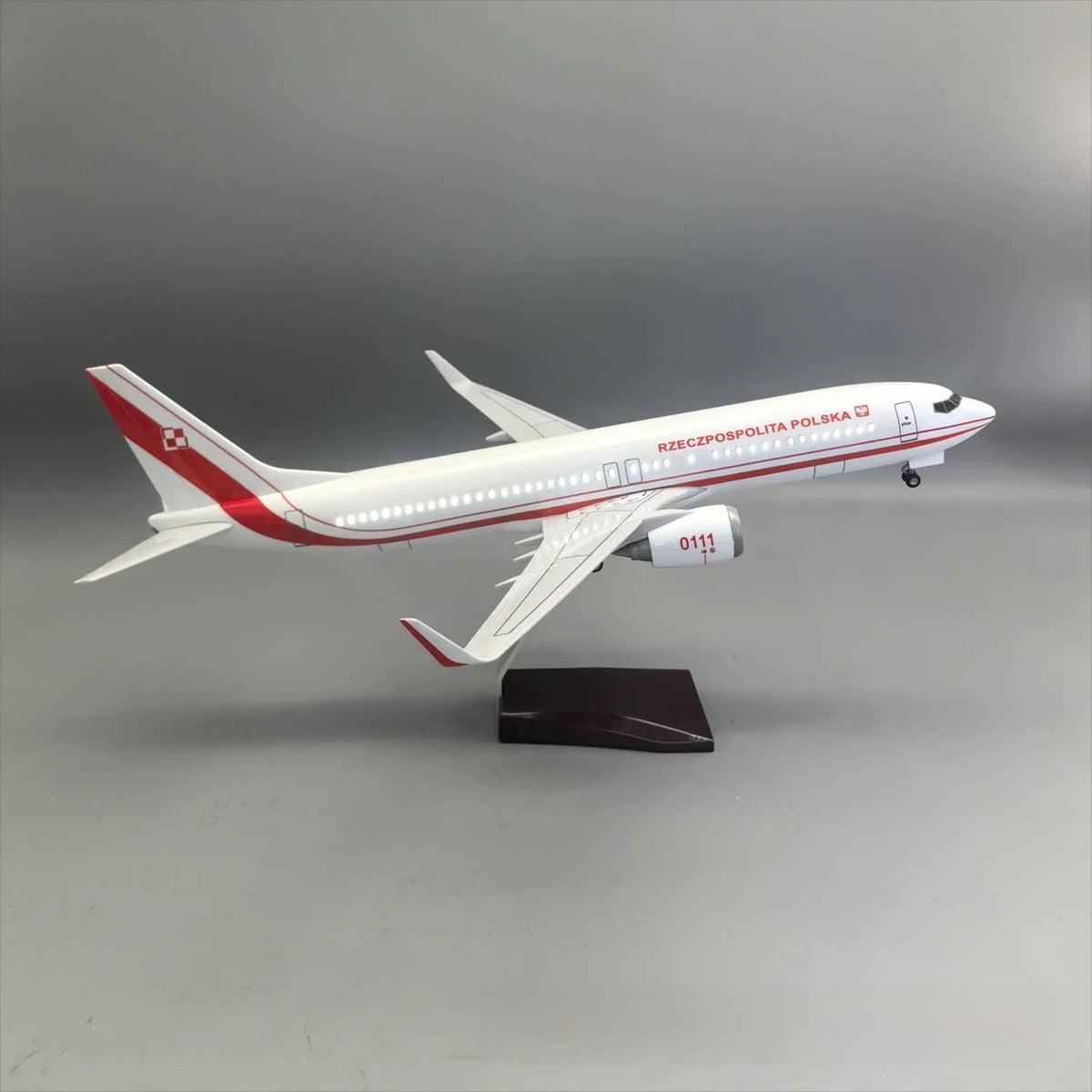 Polish Air Force Boeing 737-800 "Rzeczpospolita Polska" Government Special Plane Model — 1:85 Scale | 47cm / 18.5"