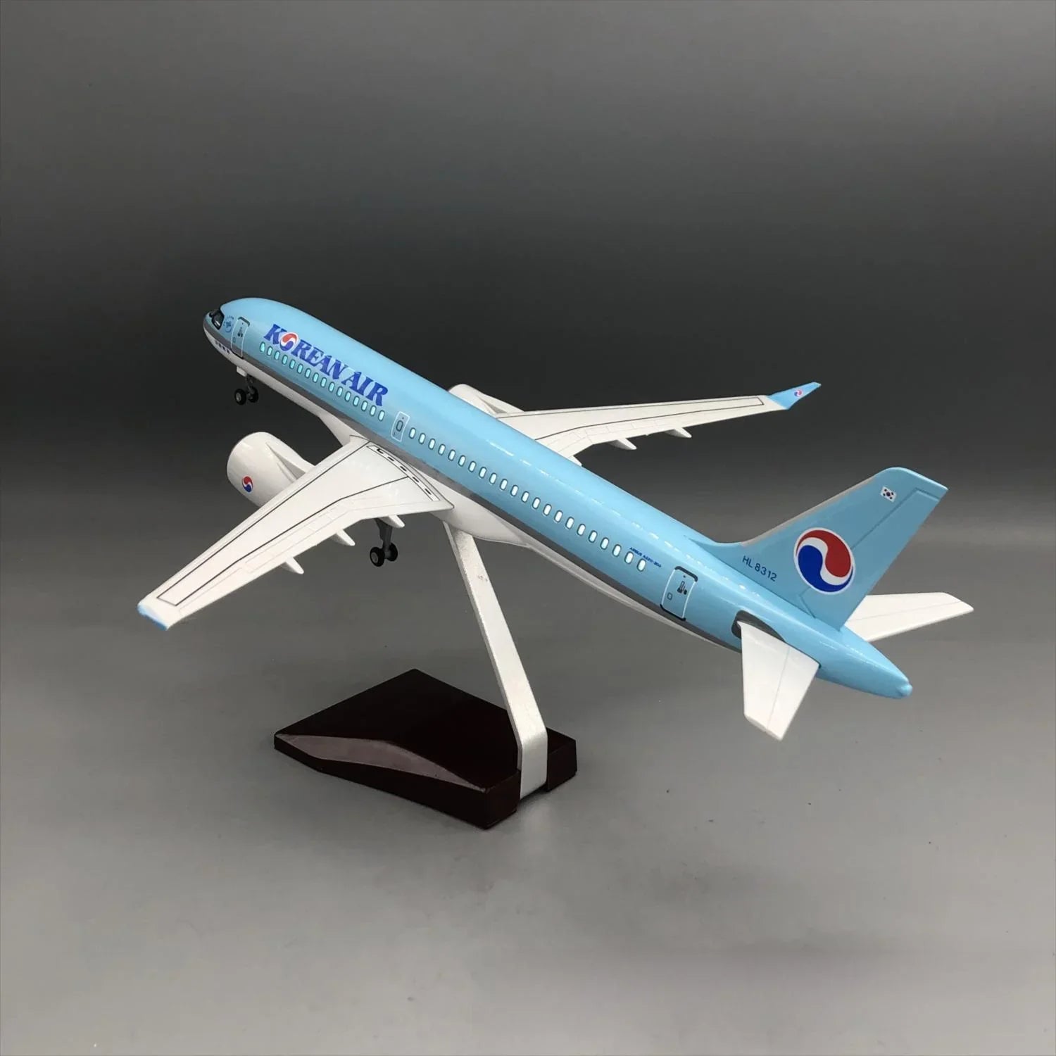 Korean Air Airbus A220-300 1:100 – 38 cm / 15.0 in – LED Lights - Gallery 5