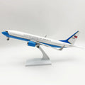 Boeing 737 Air Force One "United States of America" – Scale 1:130 – 30 cm (11.8 in) – Resin – Presidential Livery
