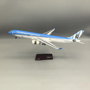 Aerolíneas Argentinas Airbus A330-200 "Messi No. 10 World Cup" – 47 cm / 18.5 in – Voice-Activated LED Display Model