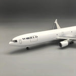 World Airways Cargo MD-11F 1:130 – 47 cm / 18.5 in - Thumbnail 4